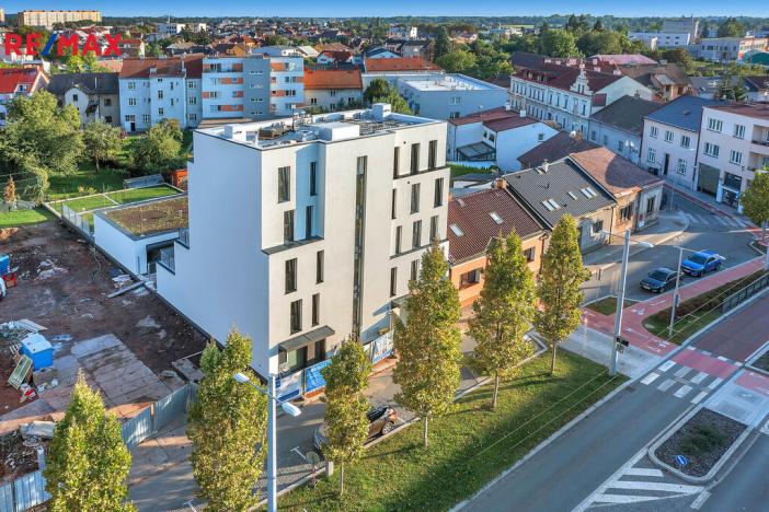 Prodej bytu 2+kk, Hradec Králové - Pražské Předměstí, Gočárova třída, 54 m2