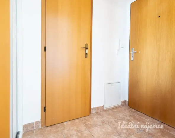 Pronájem bytu 1+kk, Praha - Troja, Vřesová, 27 m2