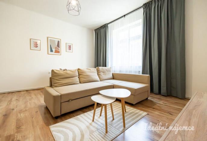 Pronájem bytu 2+kk, Praha - Strašnice, Kralická, 53 m2