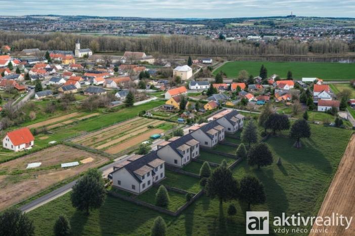 Prodej rodinného domu, Dolní Beřkovice - Vliněves, 127 m2