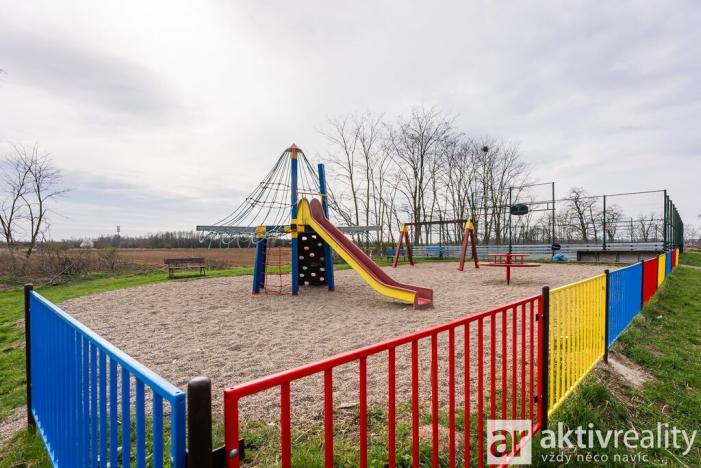 Prodej rodinného domu, Dolní Beřkovice - Vliněves, 127 m2