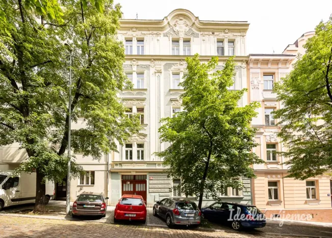 Pronájem bytu 2+kk, Praha - Vršovice, Tolstého, 56 m2