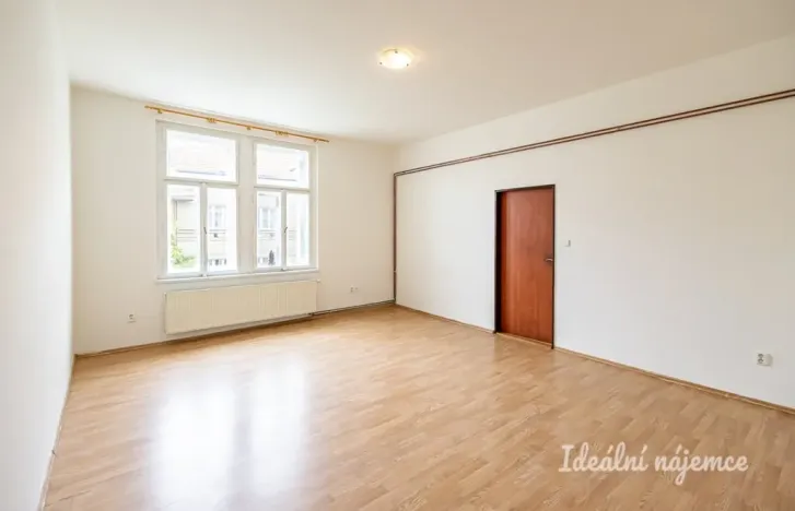 Pronájem bytu 2+kk, Praha - Vršovice, Tolstého, 56 m2