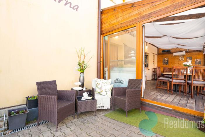 Prodej obchodního prostoru, Český Krumlov, Nádražní, 2656 m2