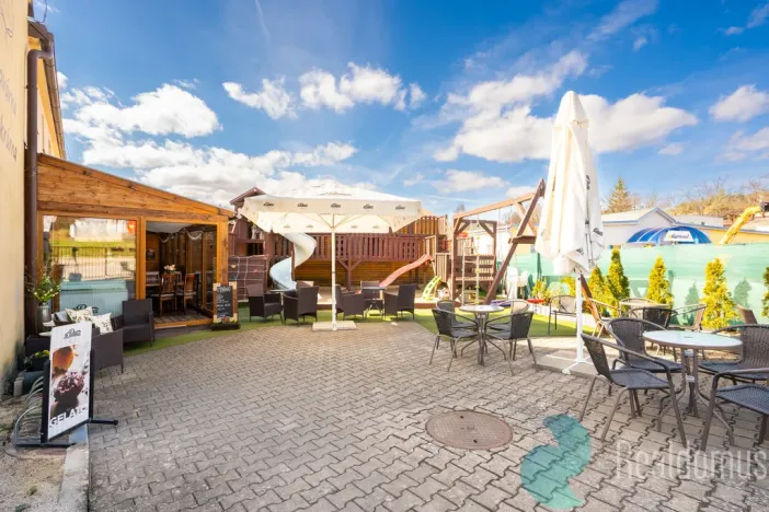 Prodej obchodního prostoru, Český Krumlov, Nádražní, 2656 m2