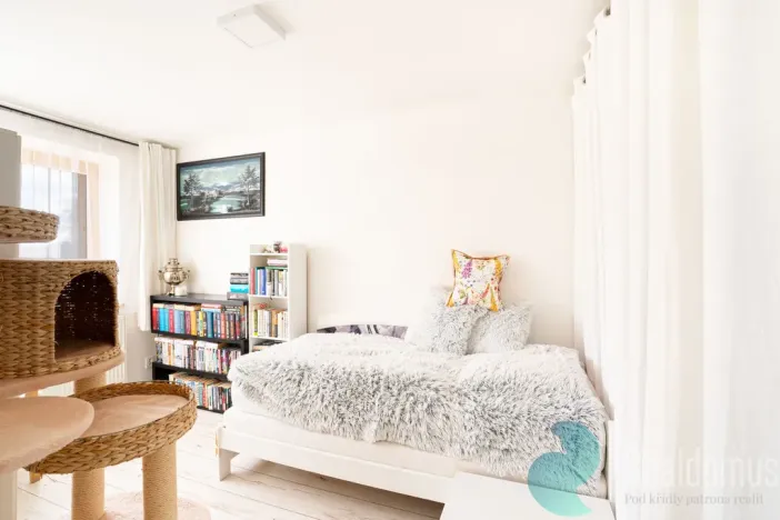 Prodej obchodního prostoru, Český Krumlov, Nádražní, 2656 m2