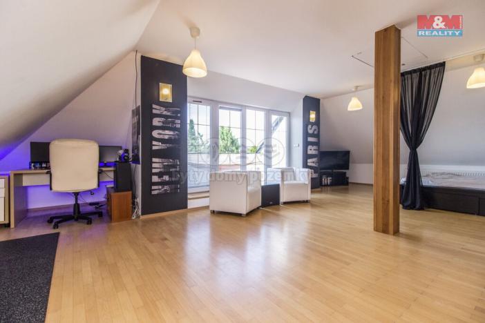 Prodej rodinného domu, Třebestovice, V zákruží, 280 m2