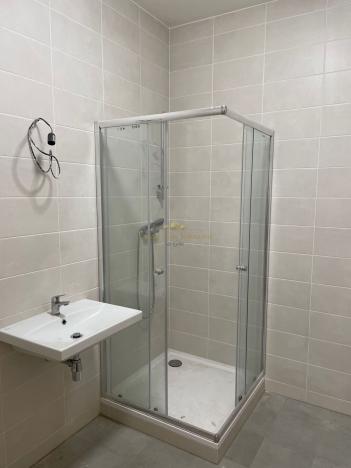 Prodej obchodního prostoru, Praha - Košíře, Plzeňská, 39 m2