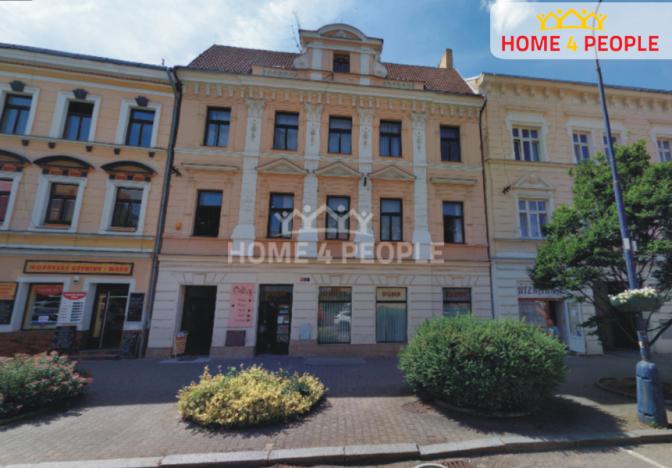 Pronájem obchodního prostoru, Benešov, Malé náměstí, 98 m2