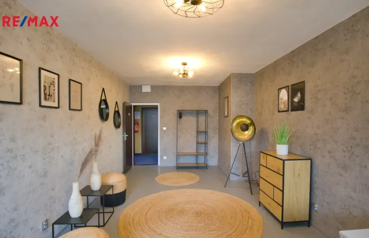 Pronájem kanceláře, Kopřivnice, Záhumenní, 21 m2