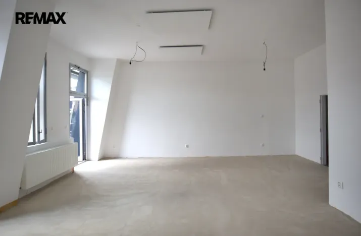 Pronájem obchodního prostoru, Kopřivnice, Záhumenní, 47 m2
