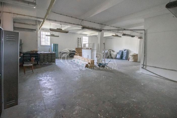 Pronájem výrobních prostor, Fulnek, 1. máje, 150 m2