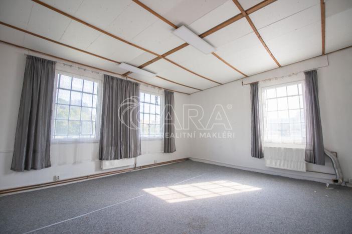 Pronájem výrobních prostor, Fulnek, 1. máje, 150 m2