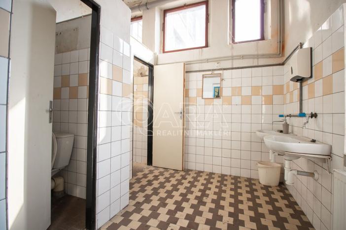 Pronájem výrobních prostor, Fulnek, 1. máje, 150 m2