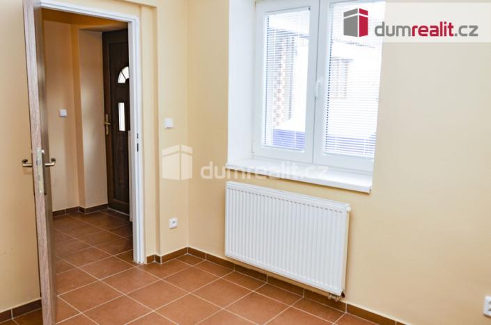 Pronájem bytu 1+kk, Kladno - Kročehlavy, Korychova, 17 m2