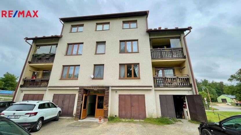 Prodej bytu 4+1, Častrov, 82 m2