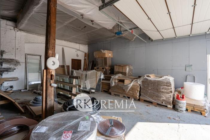 Prodej obchodního prostoru, Lahošť, U Kapličky, 1331 m2