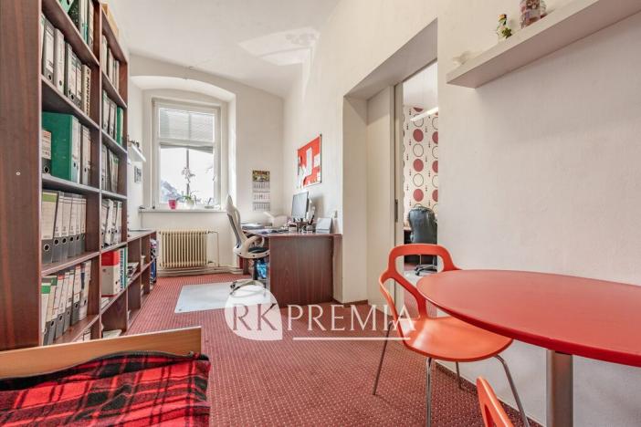 Prodej obchodního prostoru, Lahošť, U Kapličky, 1331 m2