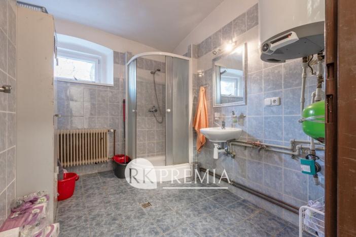 Prodej obchodního prostoru, Lahošť, U Kapličky, 1331 m2