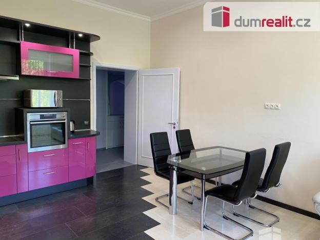 Prodej bytu 2+1, Mariánské Lázně, Hlavní třída, 102 m2