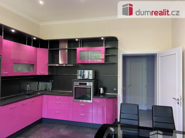 Prodej bytu 2+1, Mariánské Lázně, Hlavní třída, 102 m2