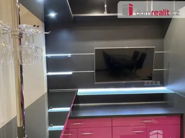 Prodej bytu 2+1, Mariánské Lázně, Hlavní třída, 102 m2