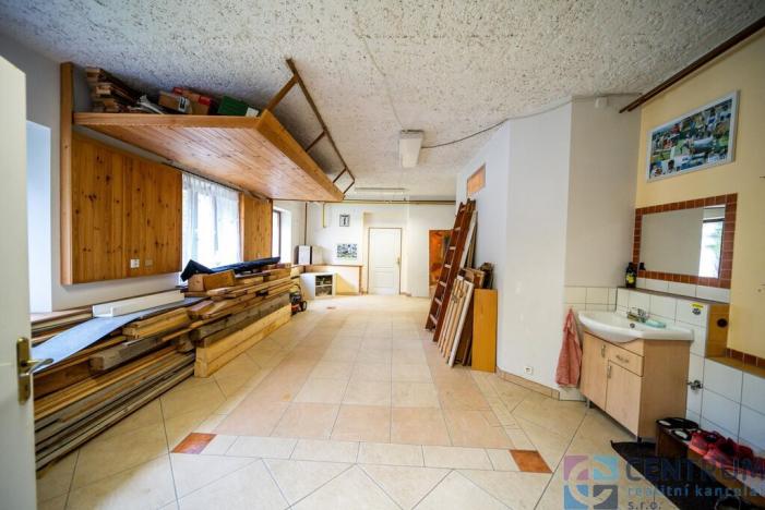 Prodej rodinného domu, Lučany nad Nisou, 300 m2