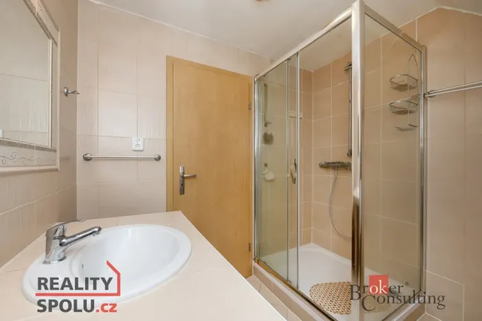 Prodej rodinného domu, Úterý - Vidžín, 169 m2