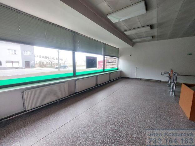 Pronájem obchodního prostoru, Krnov - Pod Bezručovým vrchem, Revoluční, 880 m2