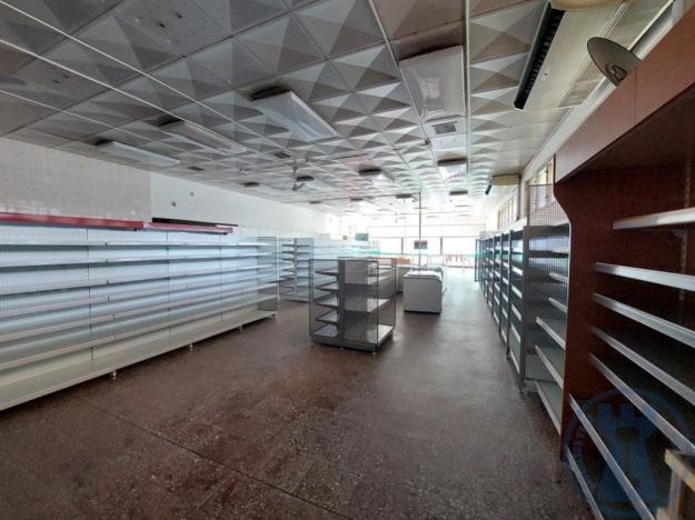 Pronájem obchodního prostoru, Krnov - Pod Bezručovým vrchem, Revoluční, 880 m2