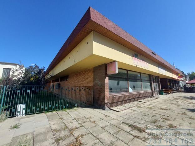 Pronájem obchodního prostoru, Krnov - Pod Bezručovým vrchem, Revoluční, 880 m2