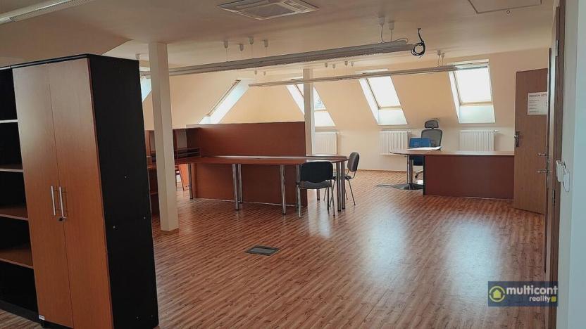 Pronájem kanceláře, Vyškov - Vyškov-Město, 9. května, 118 m2