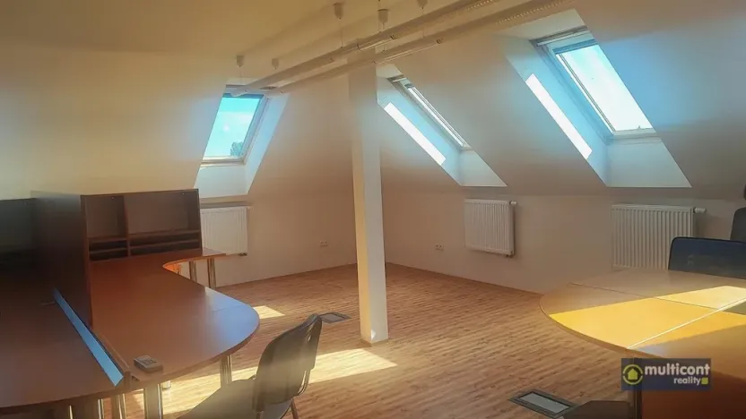 Pronájem kanceláře, Vyškov - Vyškov-Město, 9. května, 118 m2