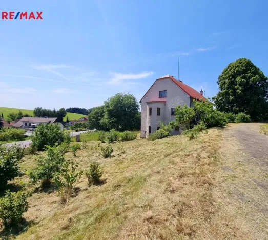 Prodej rodinného domu, Ohnišov, 450 m2