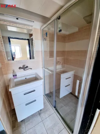 Prodej rodinného domu, Ohnišov, 450 m2