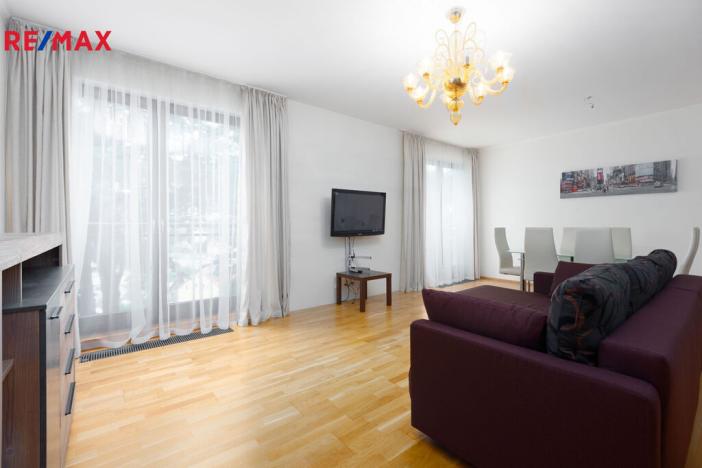 Prodej bytu 2+kk, Karlovy Vary, Libušina, 70 m2