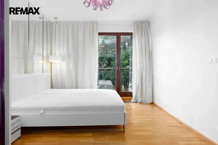 Prodej bytu 2+kk, Karlovy Vary, Libušina, 70 m2