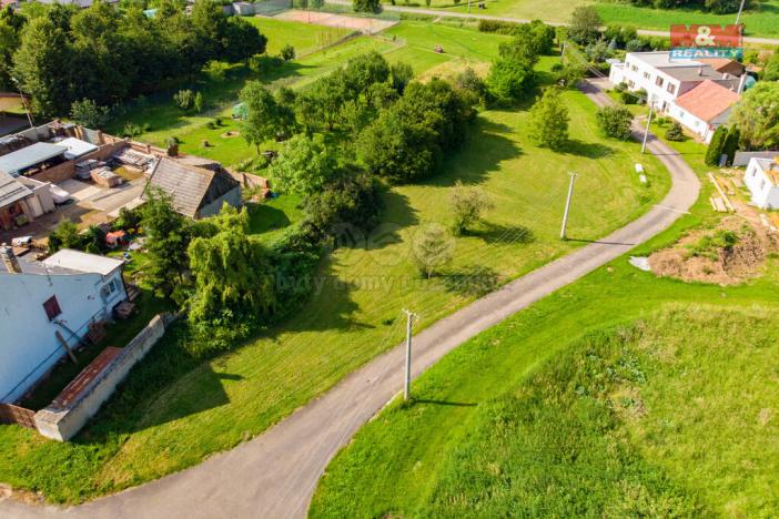 Prodej pozemku pro bydlení, Uhřice, 1958 m2