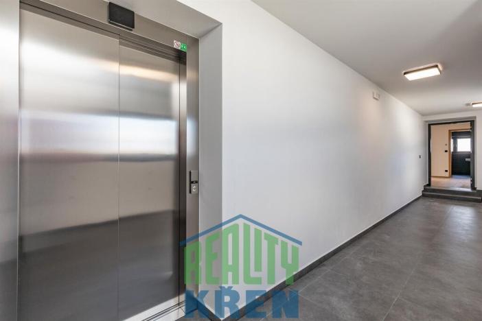 Prodej bytu 3+kk, Loučná pod Klínovcem - Loučná, 66 m2