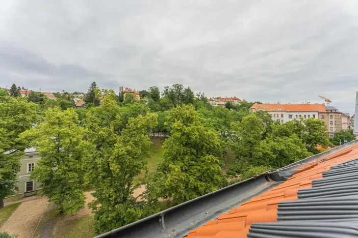 Pronájem bytu 1+kk, Praha - Smíchov, Holečkova, 26 m2