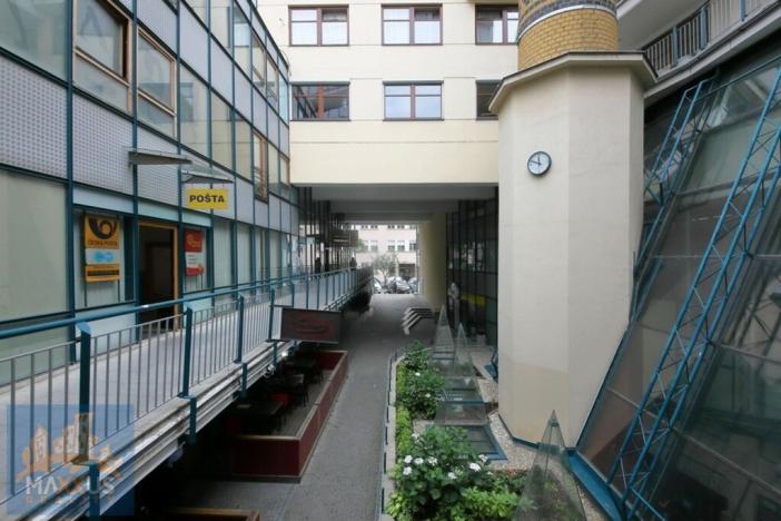 Pronájem obchodního prostoru, Praha - Vinohrady, Chrudimská, 376 m2