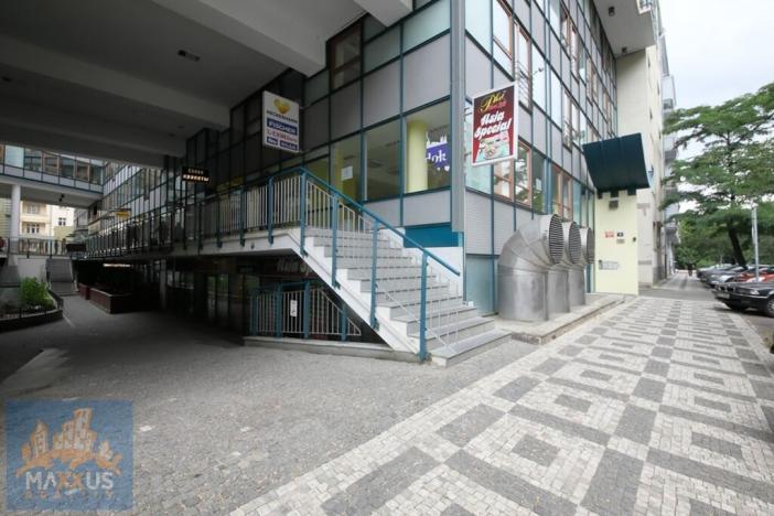 Pronájem obchodního prostoru, Praha - Vinohrady, Chrudimská, 376 m2