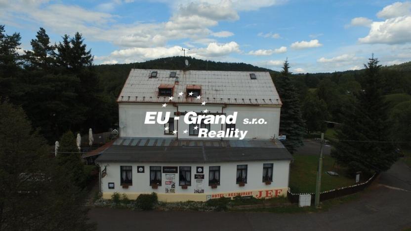 Prodej rodinného domu, Doubice, 2000 m2