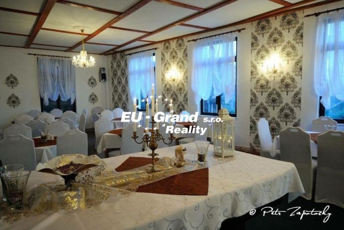 Prodej rodinného domu, Doubice, 2000 m2