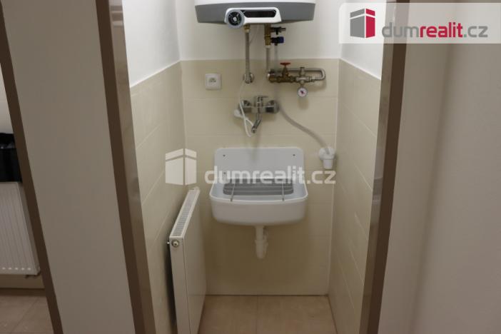 Pronájem obchodního prostoru, Břeclav, náměstí T. G. Masaryka, 94 m2