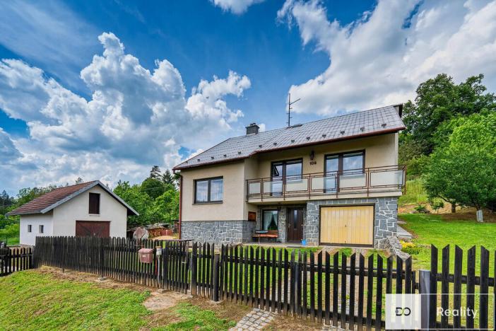 Prodej rodinného domu, Žďárec, 240 m2