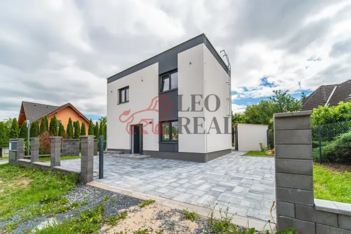 Prodej rodinného domu, Praha - Újezd nad Lesy, Chotěnovská, 160 m2