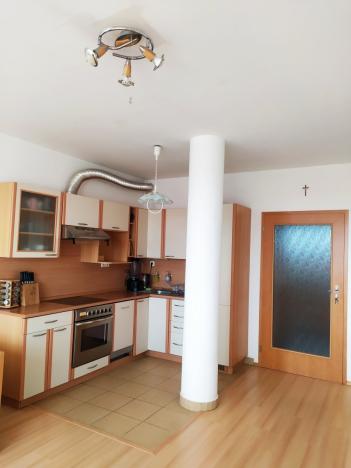 Pronájem bytu 1+kk, Praha - Prosek, Nad šestikopy, 37 m2