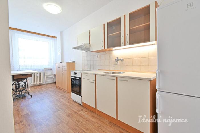 Pronájem bytu 4+1, Pardubice - Zelené Předměstí, třída Míru, 90 m2
