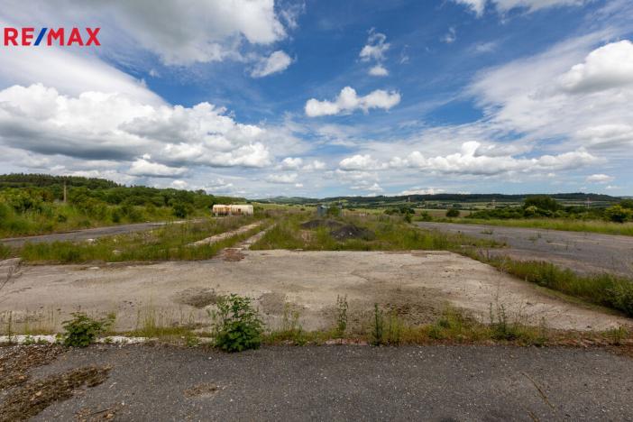 Prodej zemědělského objektu, Žlutice, 9153 m2